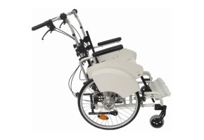 Коляска со специальными боковыми панелями