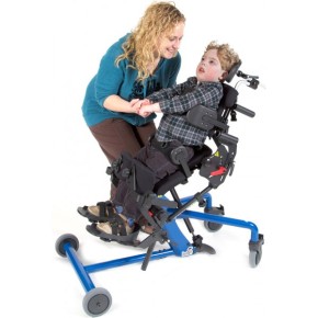 В фаулеровом положении со сгибом в коленях и тазобедр. суставе