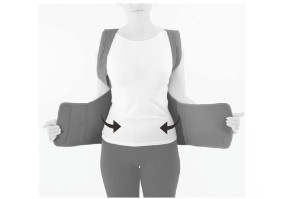 2)	Закрепите переднюю часть ортеза на липучки.