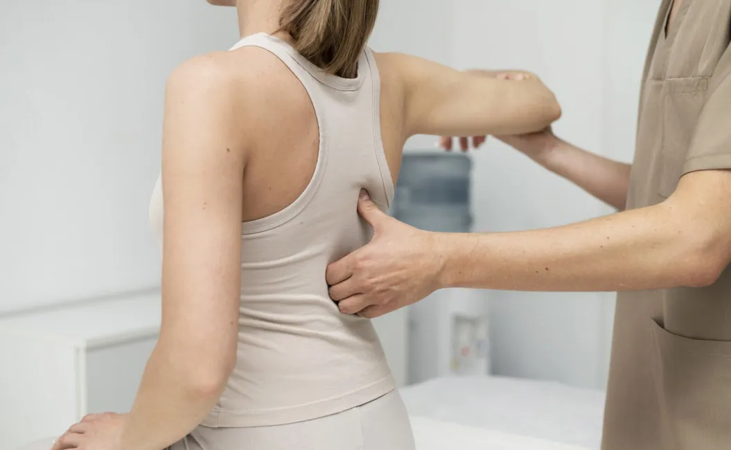 Деформации позвоночника: сколиоз, лордоз, кифоз