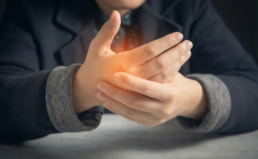 Артрит: симптомы, причины и эффективные методы лечения